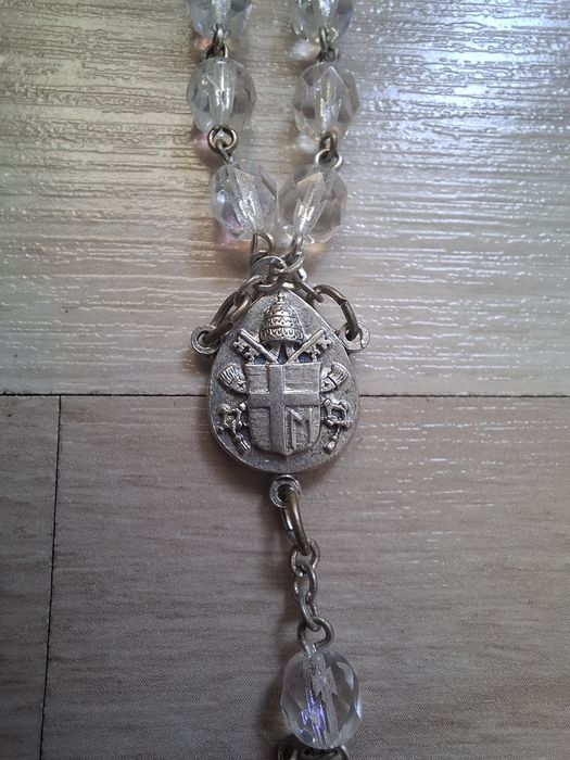 Różaniec z kryształkami