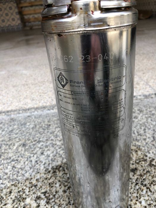 Bomba Agua Furo ou Poço Inox com o quadro