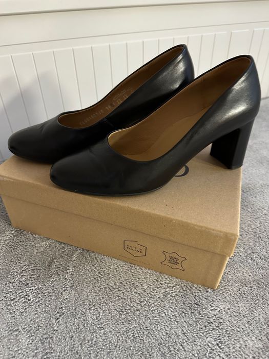 Sprzedam buty na obcasie