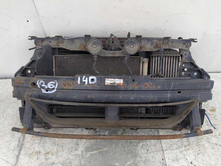 hyundai i40 crdi pas przód przedni
