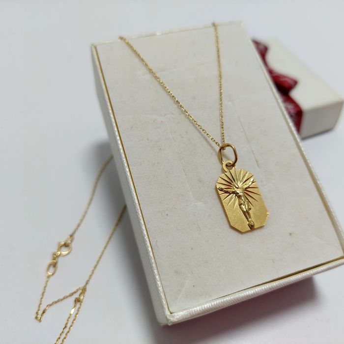 Łańcuszek + medalik złoto 585