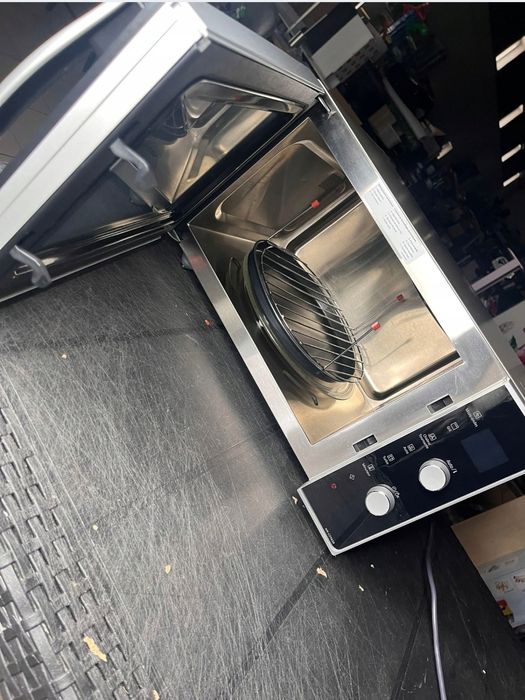 Kuchenka mikrofalowa PANASONIC NN-CD565BEPG 3w1