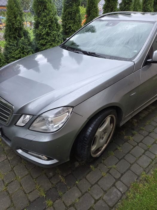 Mercedes W212 2010 r.