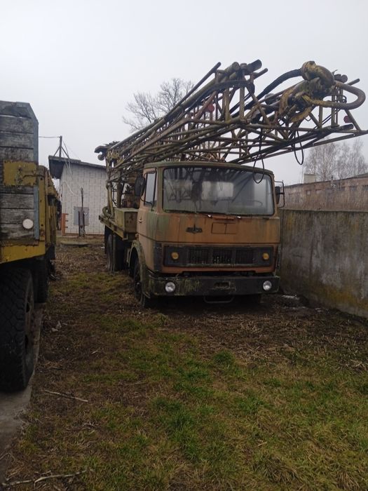 Продам автомобіль для буріння води на шоссі  МАЗ 5337 УРБ  ЗАЗ01