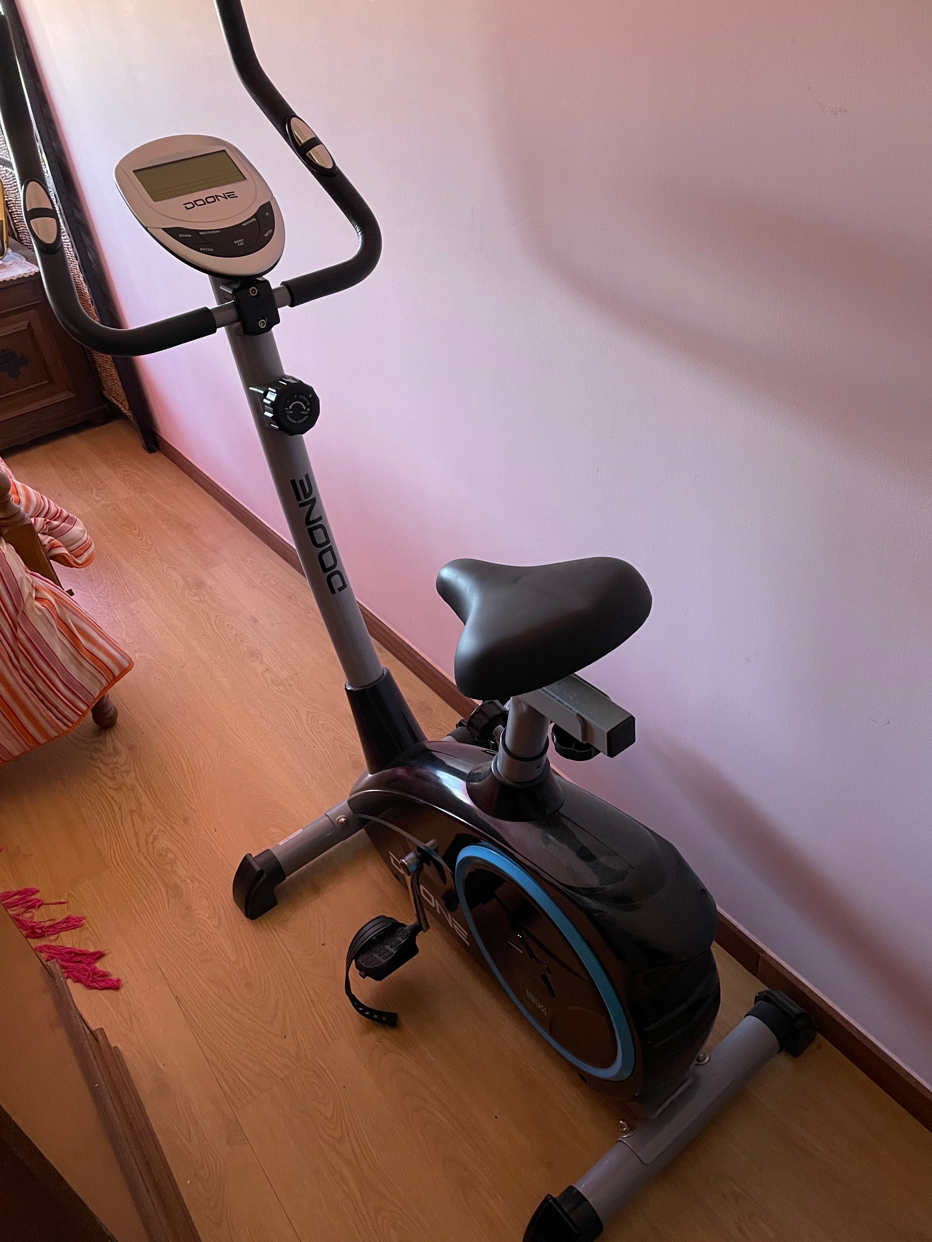 Bicicleta estatica usada hot sale