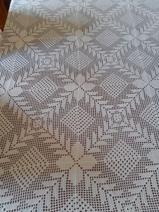 Tialha de mesa em renda