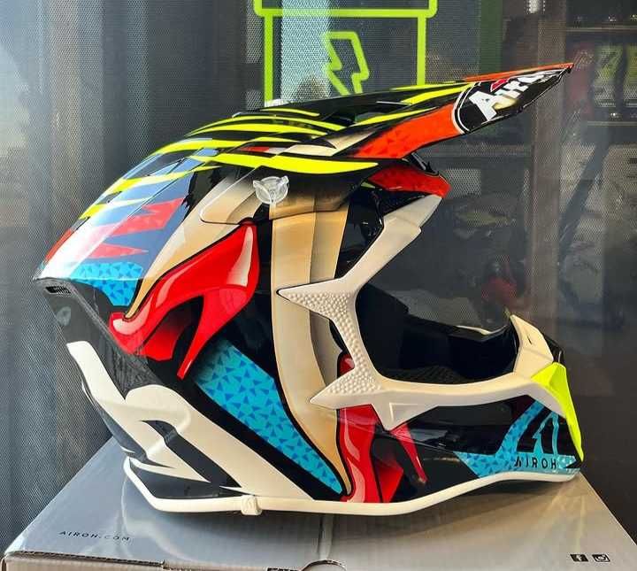 Capacete Airoh Wraaap Lollipop