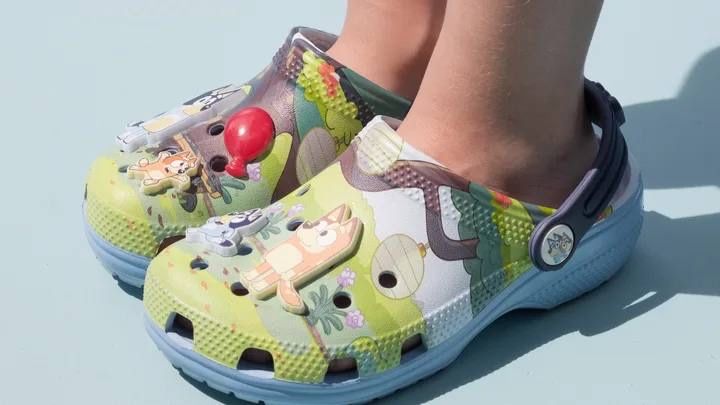 Дитячі crocs крокс Classic Bluey Clog