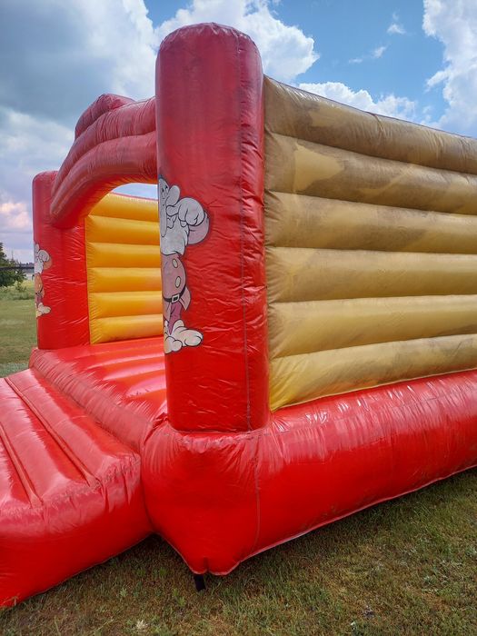 Sprzedam zamek dmuchany