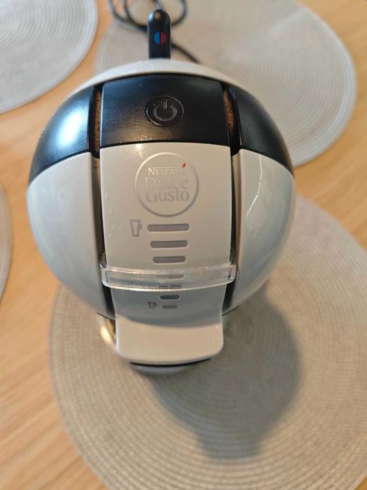 Ekspres Nescafé Dolce Gusto