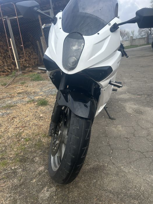 Продам Hyosung GT650R  2010 року