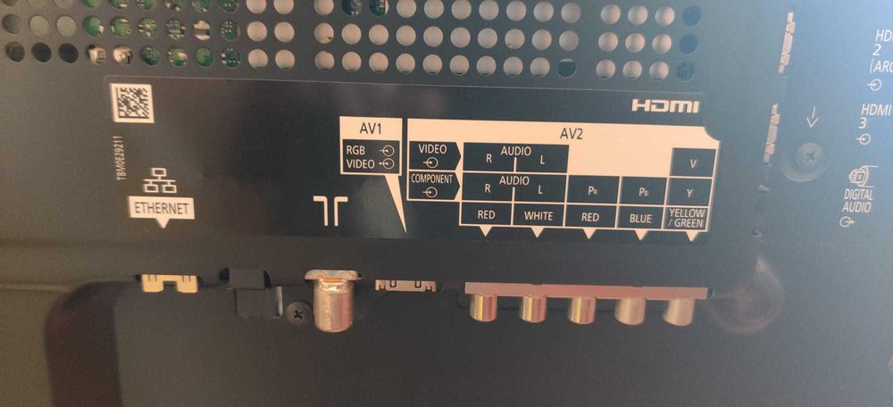 Televisão Panasonic LED Smart TV (47 polegadas)