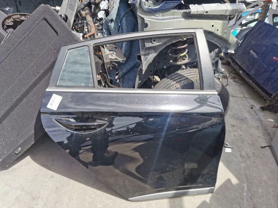 Porta Tras Direita Hyundai Ioniq do ano 2016