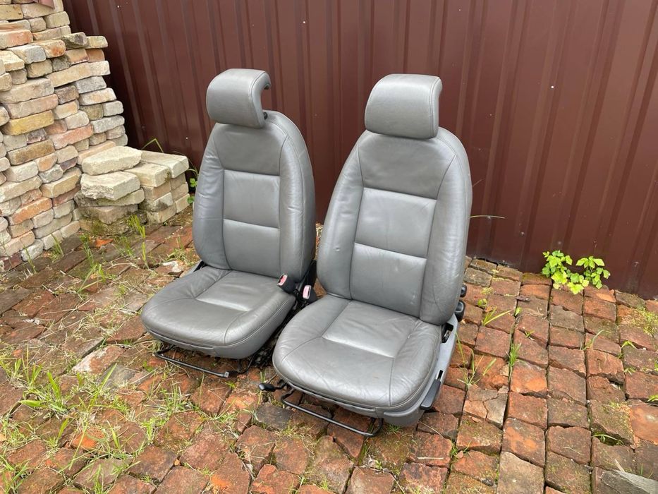 Сидіння для другого та третього ряду для буса подвійні передні сідушки