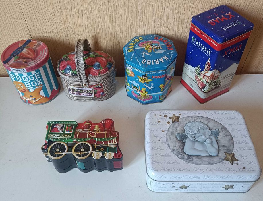 Коробка жестяная
