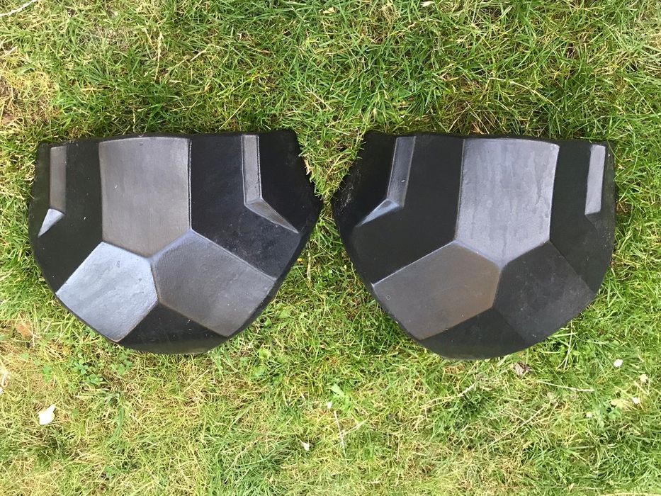 Nowa dachówka Domino trójnik