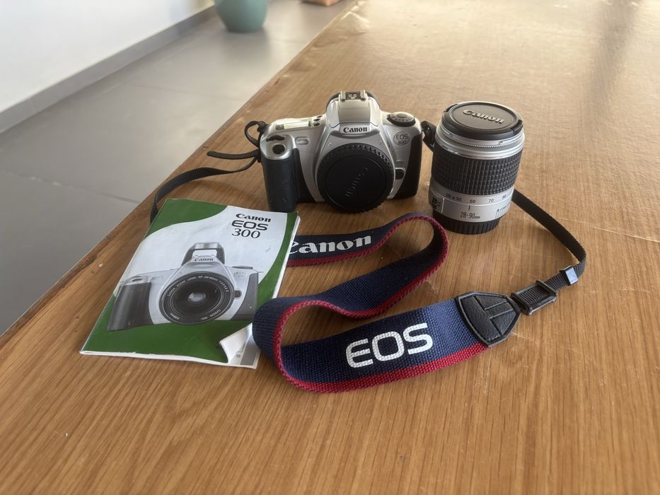 Maquina fotografica Canon eos 300