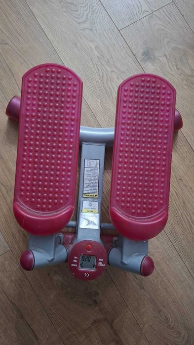 Step Decathlon, Urgente467946778835691520