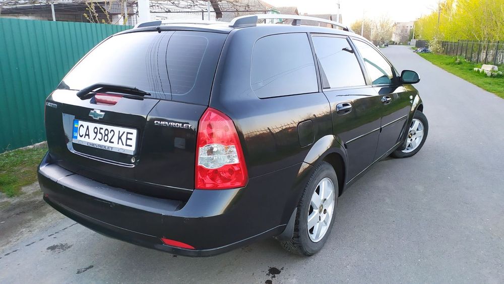 Продам chevrolet lacetti 1.8.