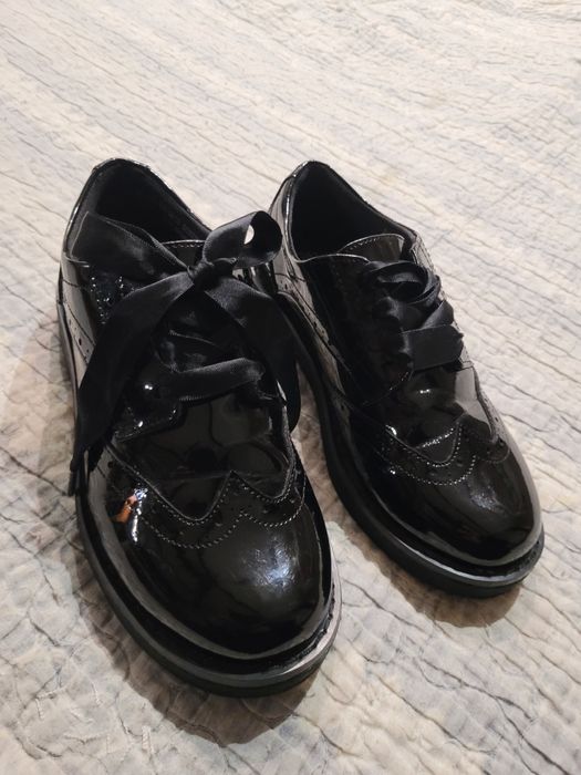 Туфлі унісекс  лакові