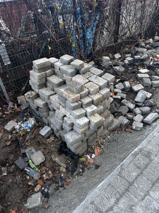 Kostka betonowa 6 i 8 cm kostka uzywana po demontazu.