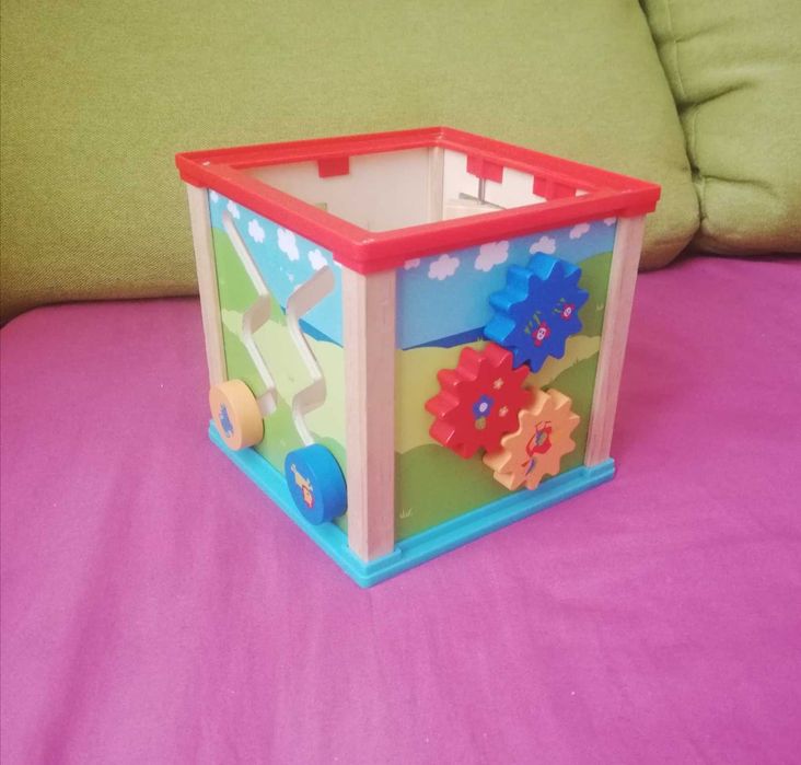 kostka edukacyjna drewniana zręcznościowa