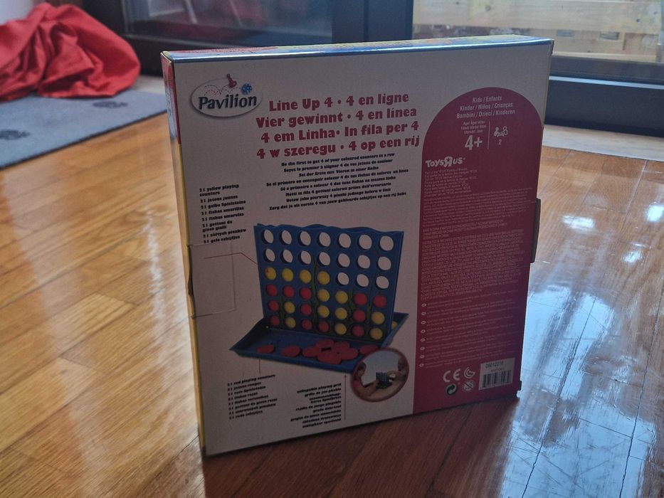 Jogo 4 em Linha como novo