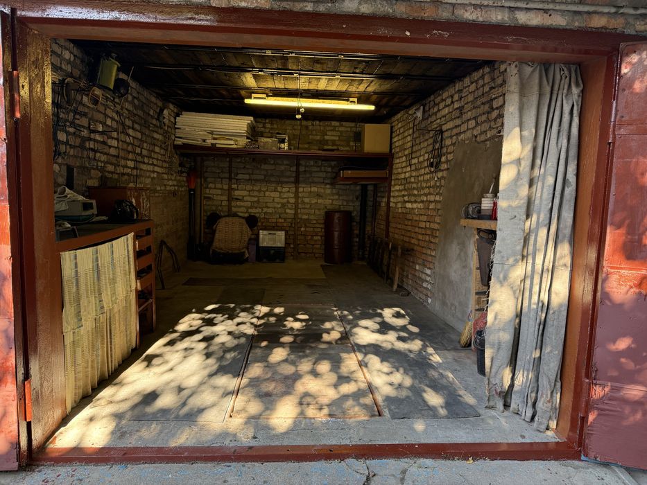 Продам гараж (АГК Гвардійський)