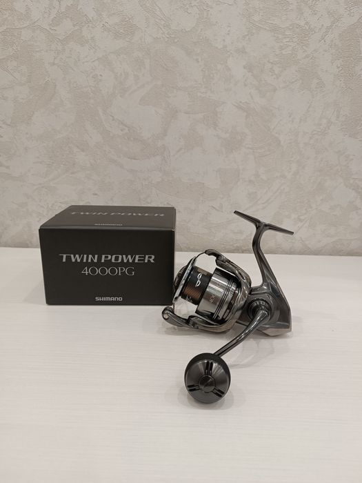 Shimano 24 Twin power 4000PG