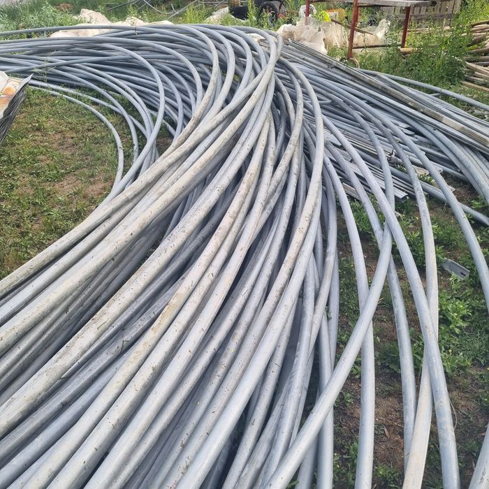 Tubos de estufa e caleira