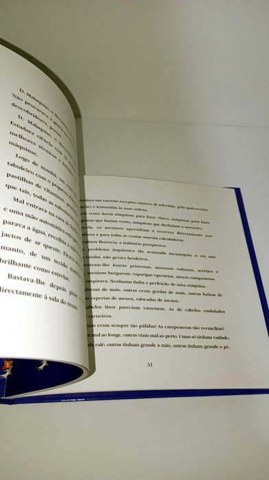 Três Histórias do Futuro - Luísa Ducla Soares
