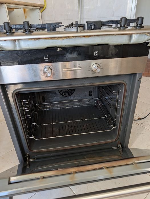 Forno elétrico Siemens em bom estado