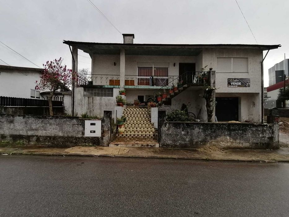 Oportunidade Moradia V6 São João da Madeira - Aveiro