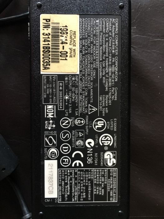 Adaptador/Carregador Compaq PA 1600 - 02 para computadores portáteis