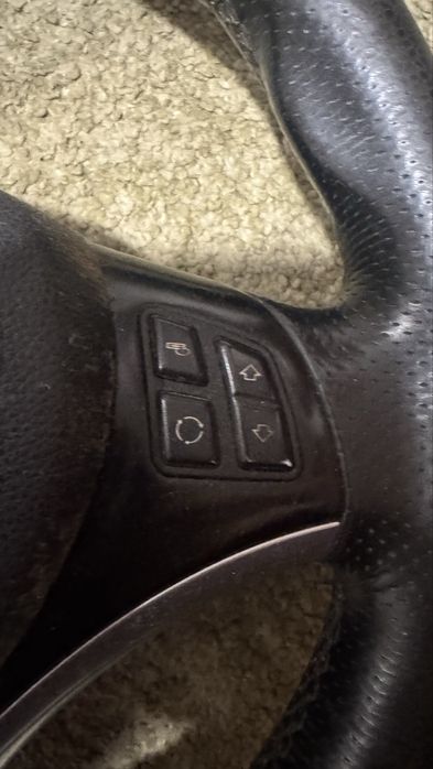 Volante bmw  serie 1 e81 e82   e87