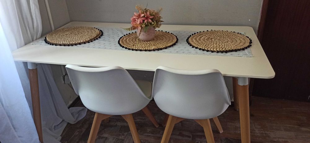 Mesa de sala jantar