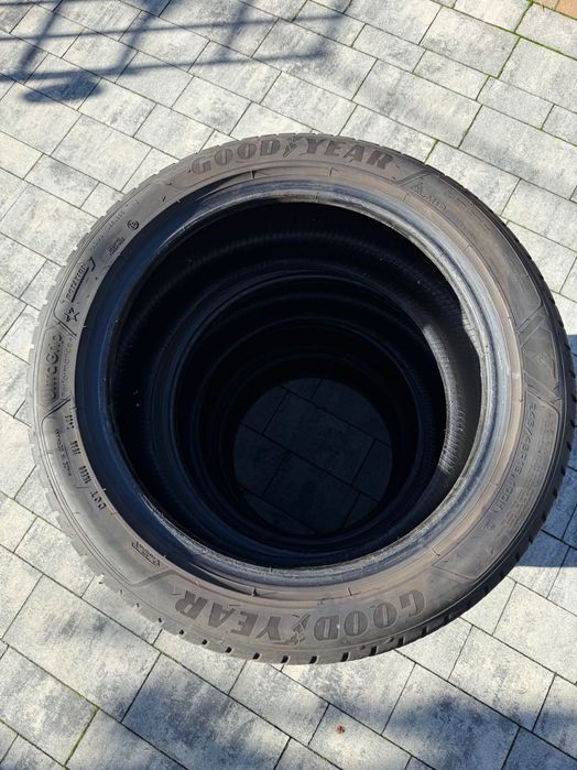 Goodyear Ultragrip Performance + 245/45/18 (homologacja BMW, ~7mm)