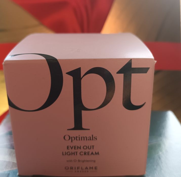 Oriflame Optimals Even Out krem na dzień