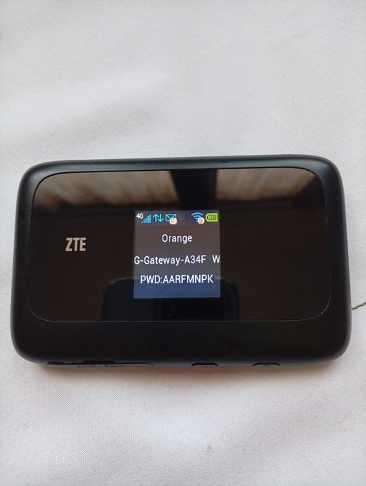 Router WIFI z Modemem 4g/LTE firmy ZTE model MF 910T, na karty SIM Operatorów komórkowych, Mobilny, bez Blokad