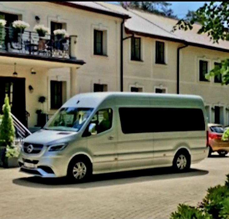 Wynajem busa wraz z kierowcą. Od 7do 50 osób