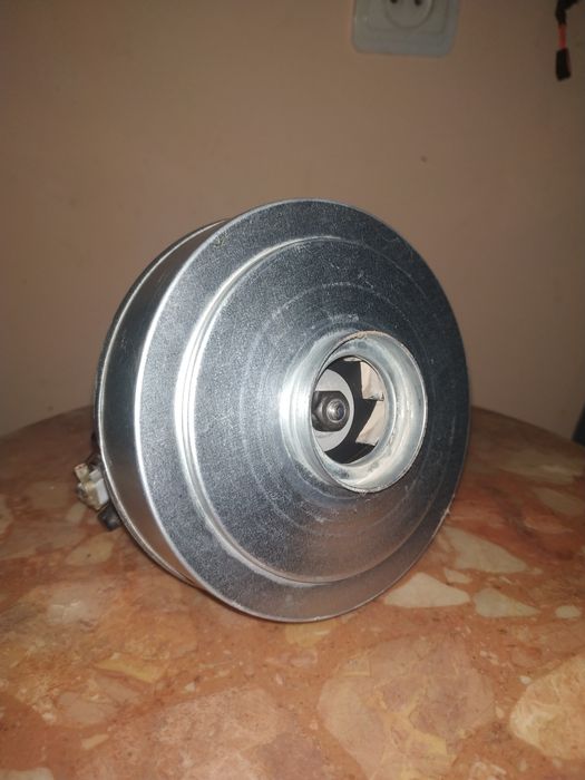 Мотор для пылесоса.