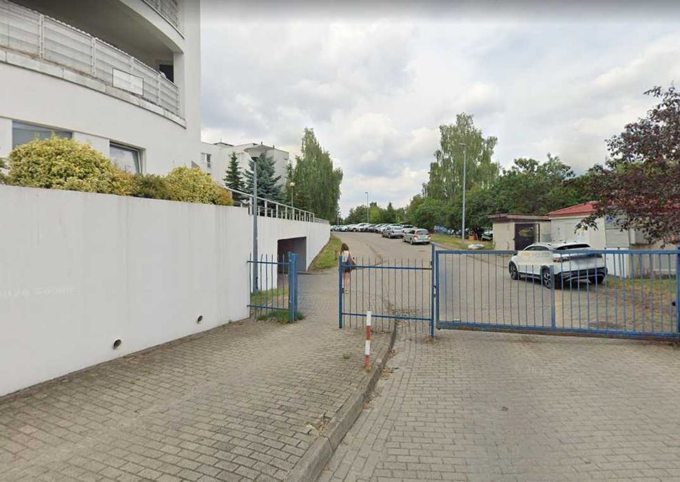 Garaż podziemny Chodźki 3, przy szpitalu, UM, 16 m, suchy, prąd, wynajęty, KW - Widok 4