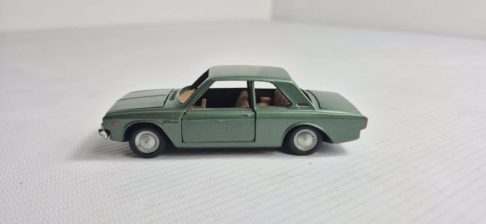 Klasyk Kolekcjonerski: Politoys-M N.519 – Ford Taunus 20M TS