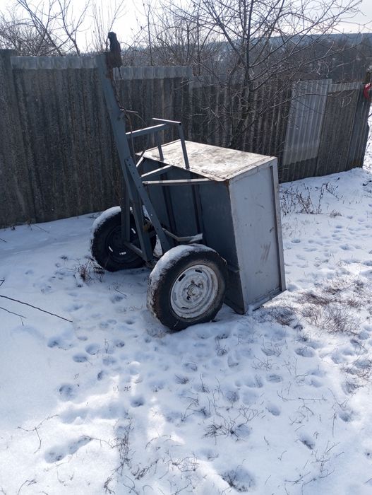 Минитрактор и прицеп