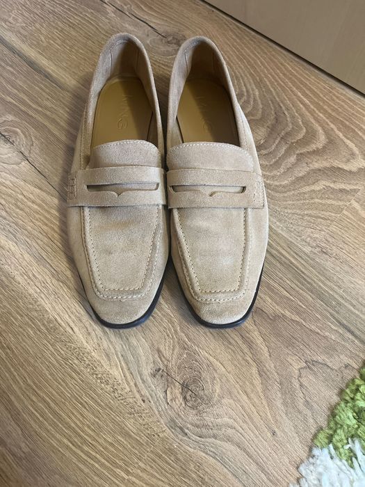 Продам шкіряні лофери Mango