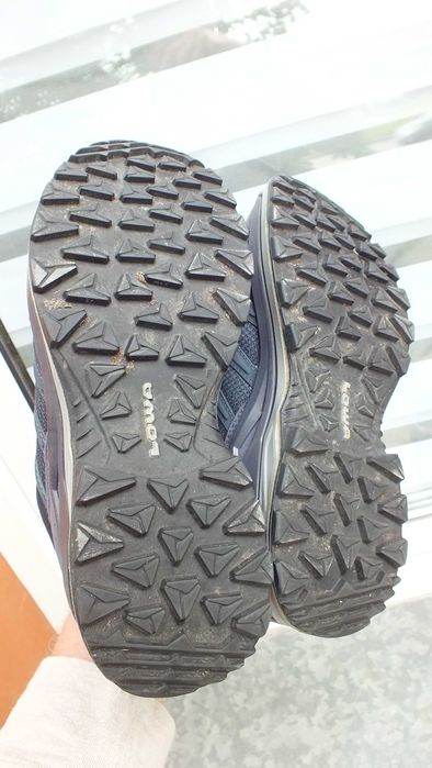Super buty trekingowe marki Lowa gore tex roz 42