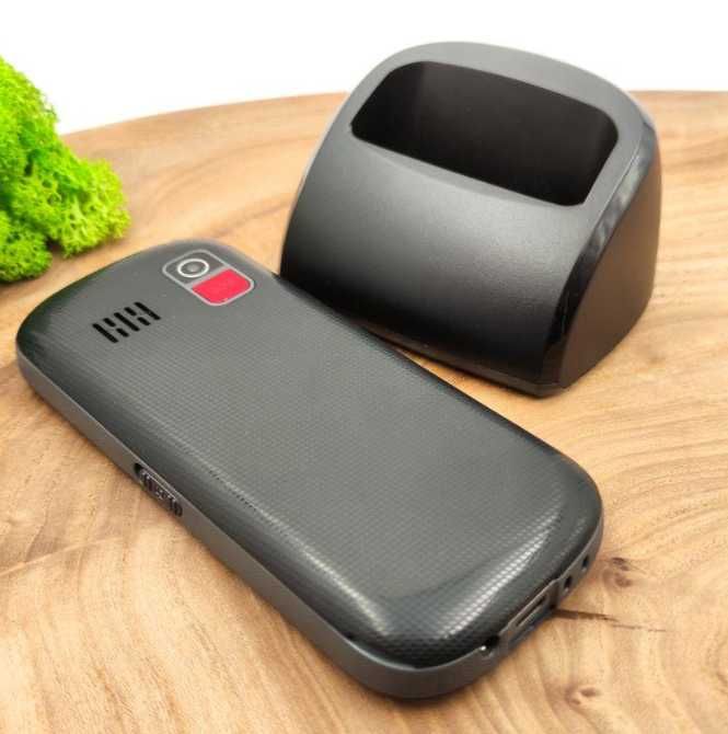 мобільний телефон із великими кнопками Artfone CS182,бабушкофон