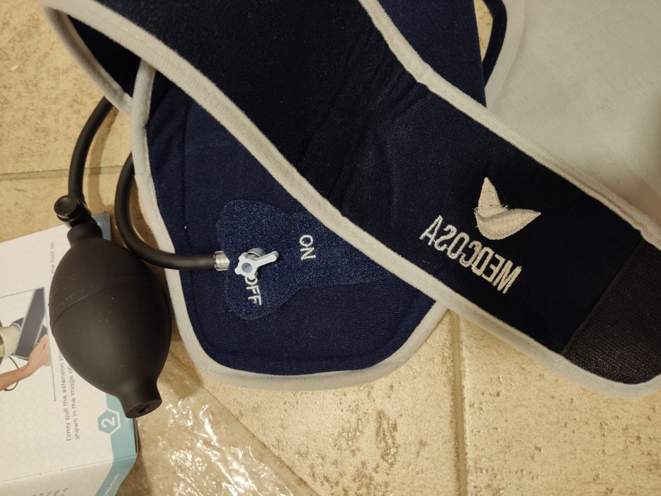 Охлаждающий компрессионный бандаж на лодыжку