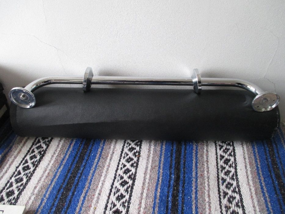 Toalheiro de barra, grande, cromado. Fixação c/furos