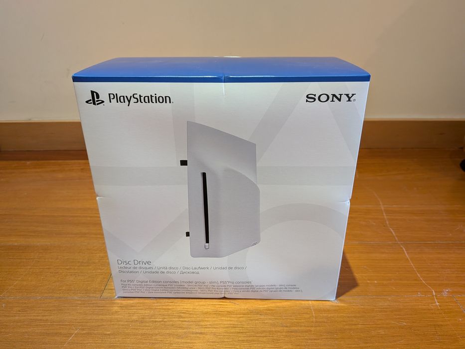 PS5 Slim Digital + Leitor de Disco PS5